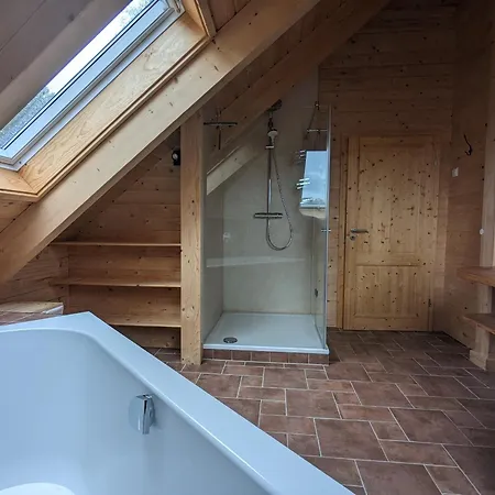 Borner Holzhaus アパート